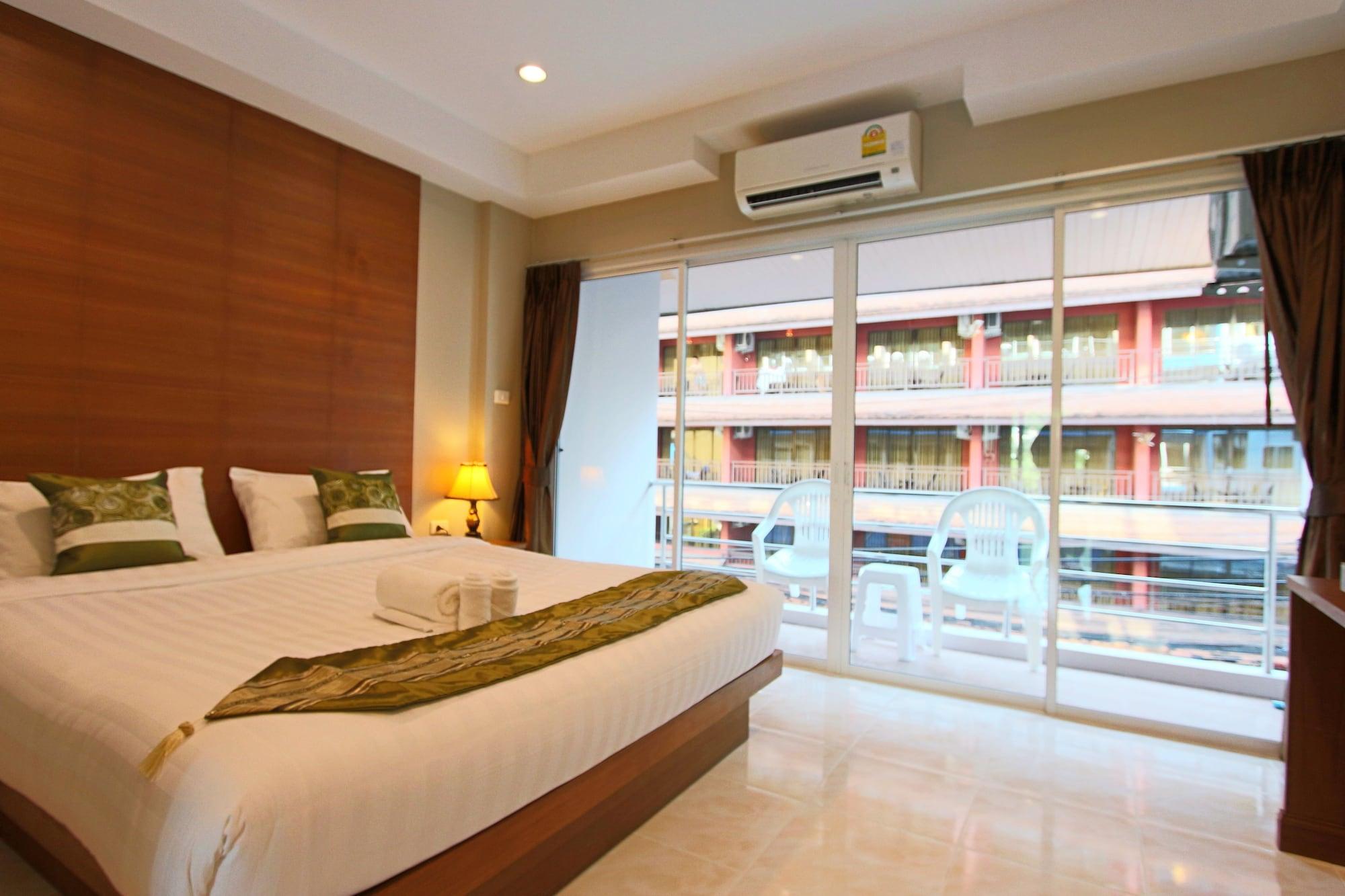 Good Nice Hotel Patong Exterior photo