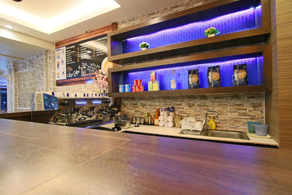 Good Nice Hotel Patong Exterior photo