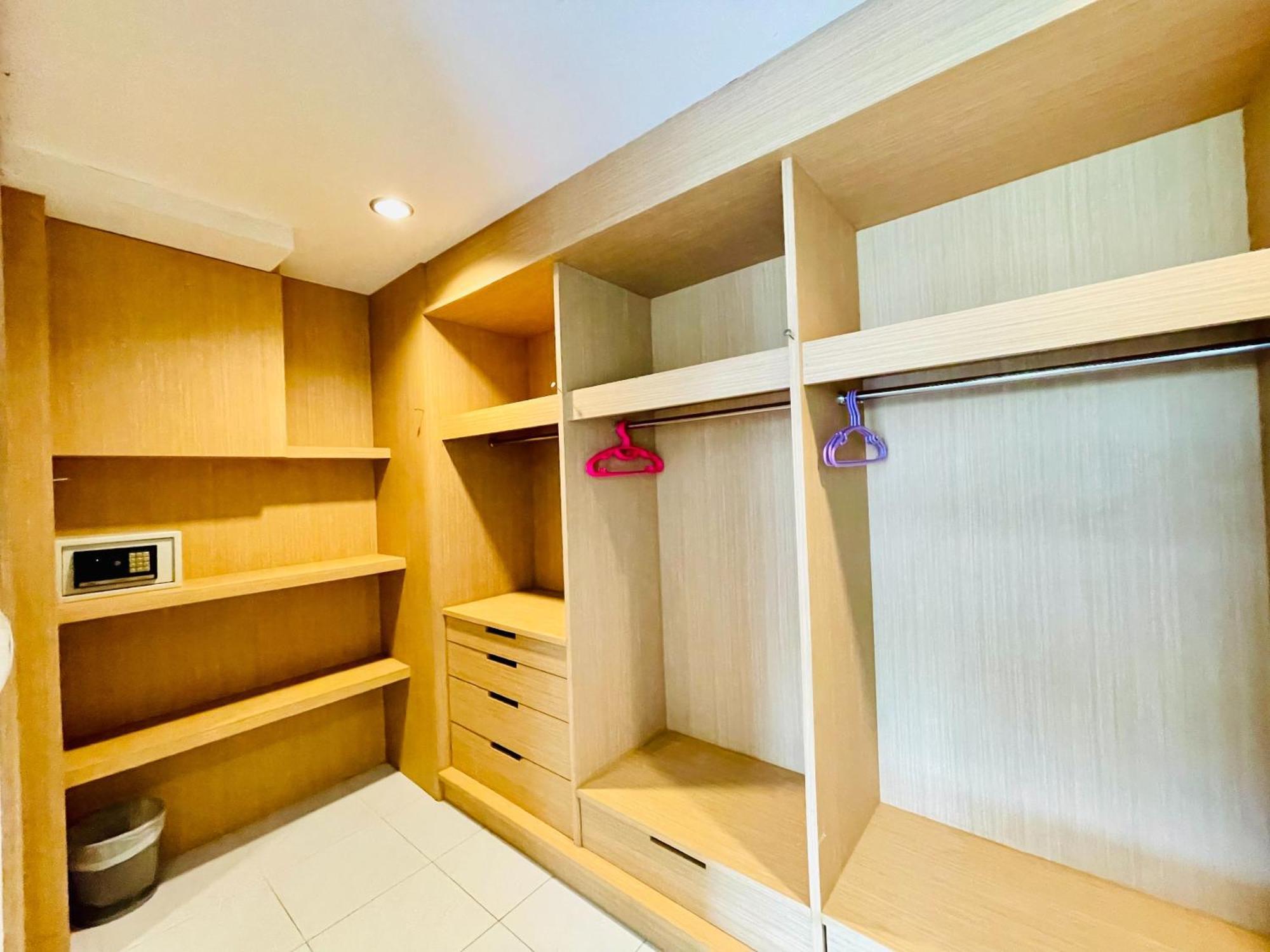 Good Nice Hotel Patong Exterior photo