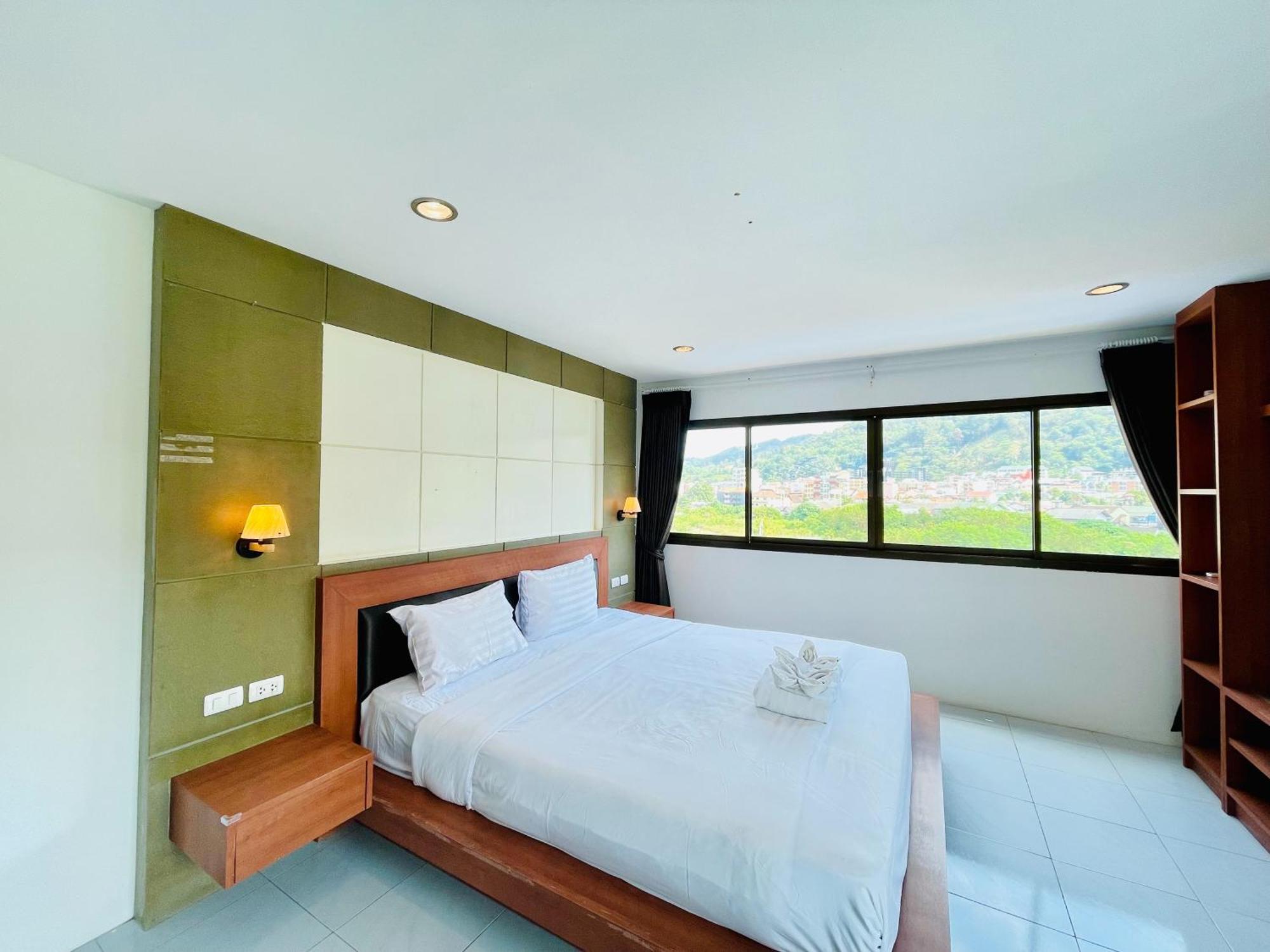 Good Nice Hotel Patong Exterior photo