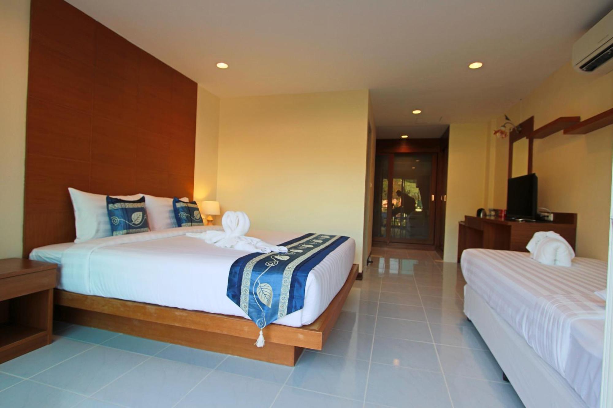 Good Nice Hotel Patong Room photo
