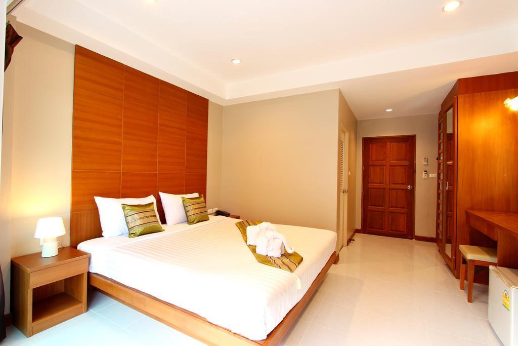 Good Nice Hotel Patong Room photo